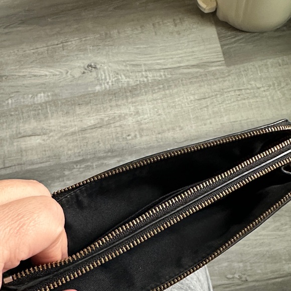 Coach Black Leather Wristlet - Picture 4 of 4